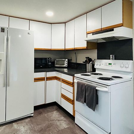 Little Blue Bungalow On Boise'S Bench, Pet Friendly, Fully Fenced Yard With Doggie Door! 2 Miles From Bsu, 5 Minutes From Downtown Boise, Desk And Workstation For Remote Workers, 2 Tv'S Large Walk-In Closet, Good For Mid-Term Stays エクステリア 写真
