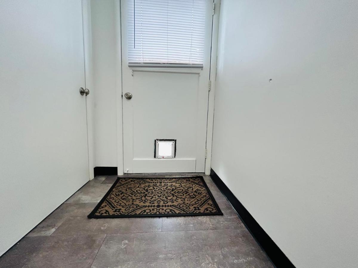 Little Blue Bungalow On Boise'S Bench, Pet Friendly, Fully Fenced Yard With Doggie Door! 2 Miles From Bsu, 5 Minutes From Downtown Boise, Desk And Workstation For Remote Workers, 2 Tv'S Large Walk-In Closet, Good For Mid-Term Stays エクステリア 写真